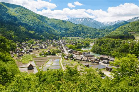 モンベル ふるさと納税：自然と地域をつなぐ新しい形